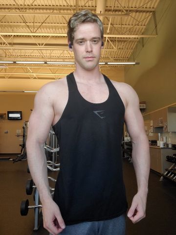 JonTravels is Single in CALGARY, Alberta, 6