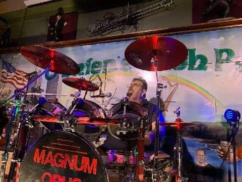 jodrumz is Single in TAMPA, Florida, 5