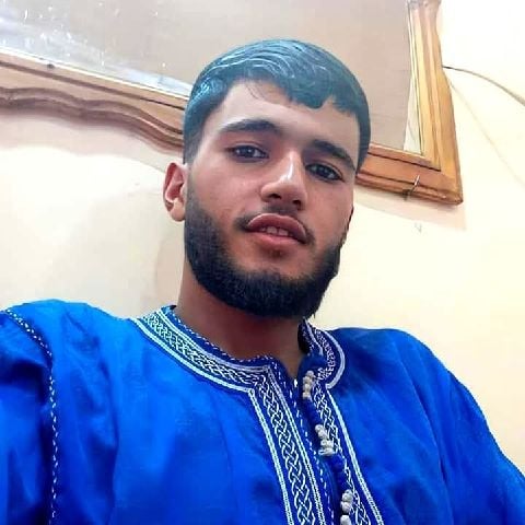Aoua