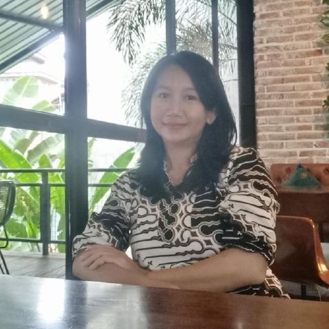 Dewi_theresia