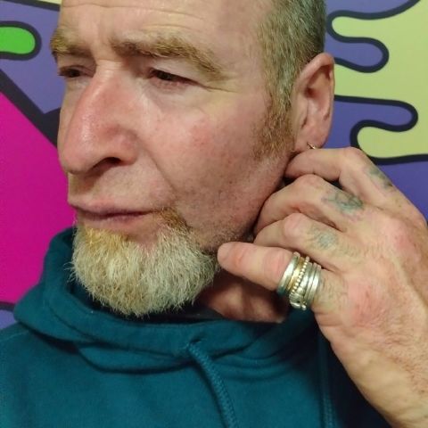 ziggyswann is Single in Stoke-on-trent, England, 4
