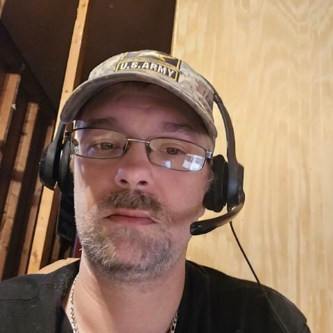 Nomad91 is Single in Clarksburg, West Virginia, 4