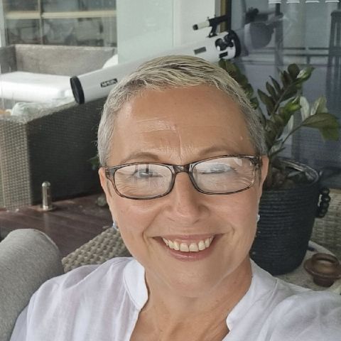 Tami50 is Single in Melbourne, Victoria, 1