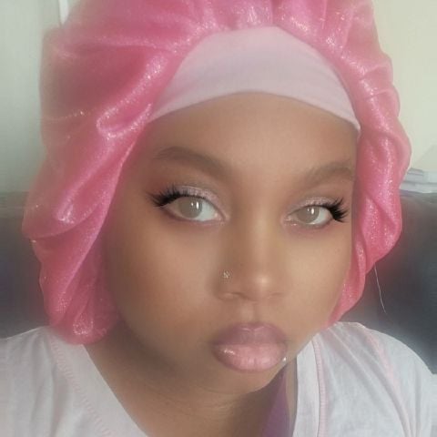 Shenia1995 is Single in Etobicoke, Ontario, 2