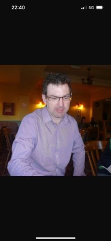 keepmeinline is Single in St Helens, England, 4