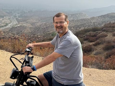 Dfrunk is Single in lake elsinore, California, 4