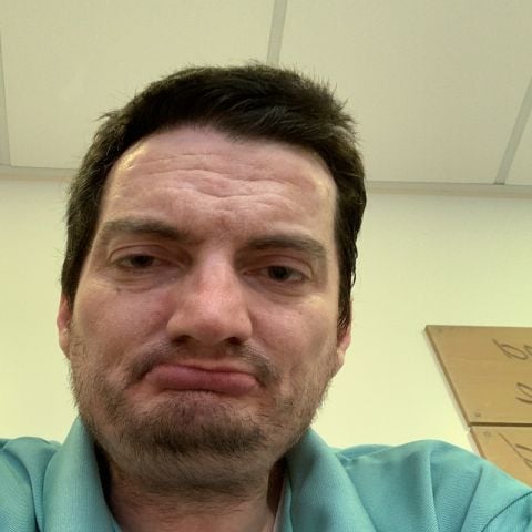 Charles128031 is Single in Edinburgh, Scotland, 2
