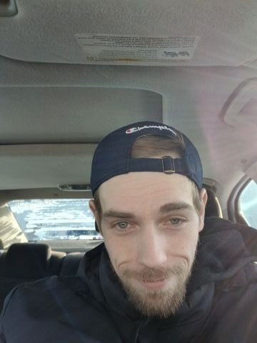 Bradley7771 is Single in KALAMAZOO, Michigan, 3