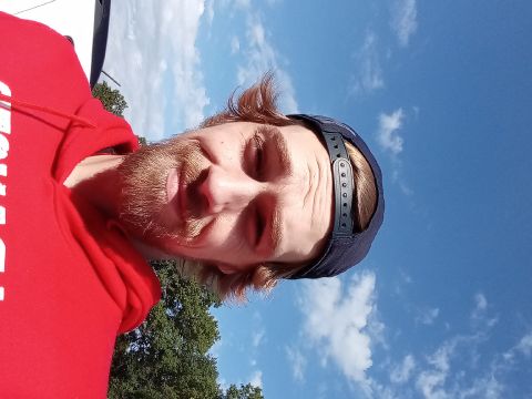 Bradley7771 is Single in KALAMAZOO, Michigan, 5