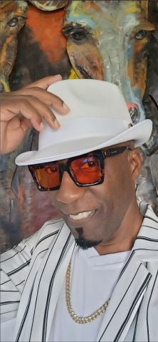 Pontiff is Single in AUBURN, Washington, 4