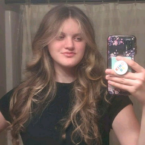 Jadyn25 is Single in Newberg, Oregon, 2