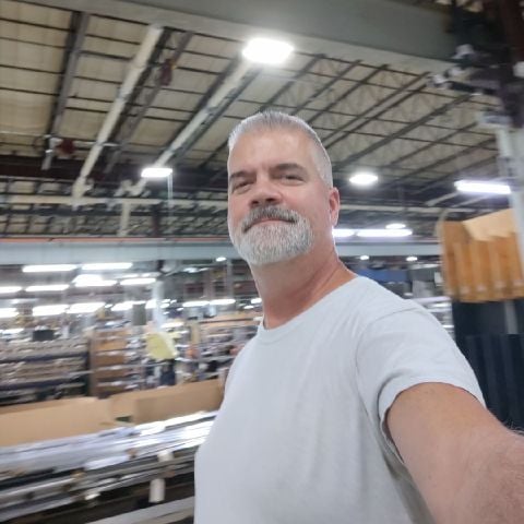 Jrod69 is Single in Aurora, Missouri, 3
