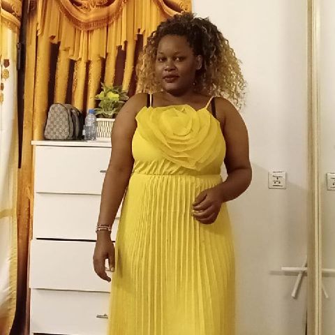 Amishy is Single in Aberdeen, Scotland, 4