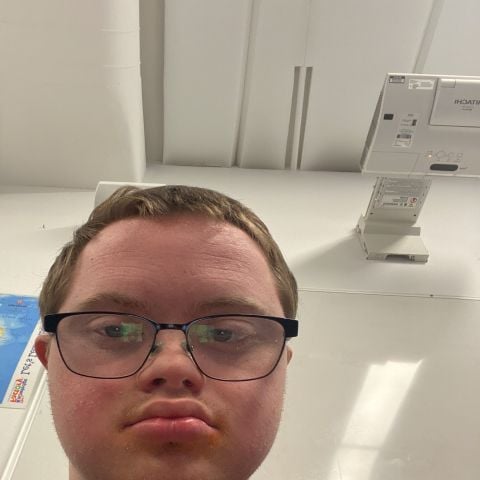 NickLover4 is Single in Box Hill North, Victoria, 5