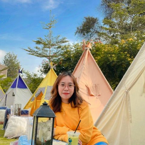 Ratna_Sitinjak