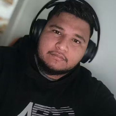 BOBO03 is Single in Kansas City, Kansas, 5