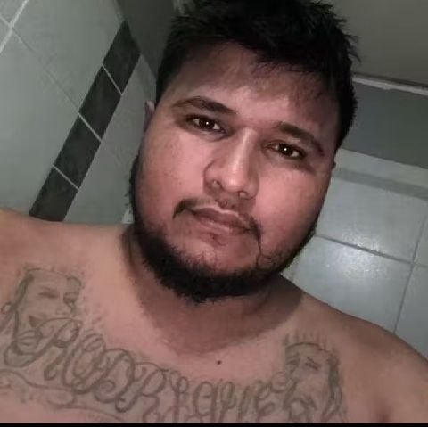 BOBO03 is Single in Kansas City, Kansas, 6