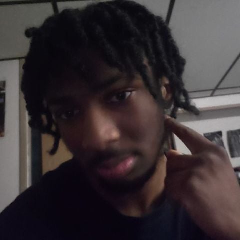 Brian3199 is Single in Detroit, Michigan, 4