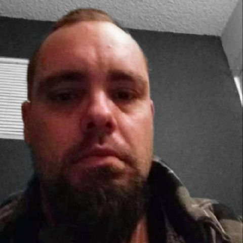 Nick714 is Single in Buena Park, California, 2