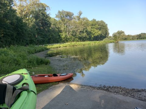 respectothers is Single in NEWBURGH, Indiana, 5