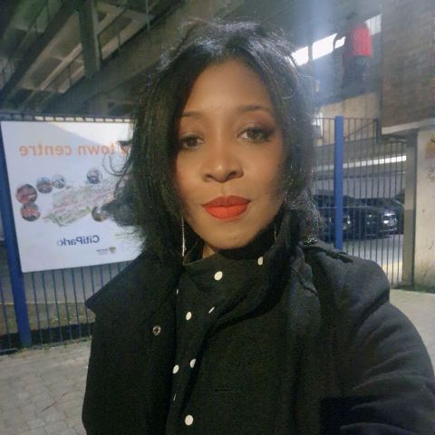 Rosely41 is Single in Aylesbury, England, 3