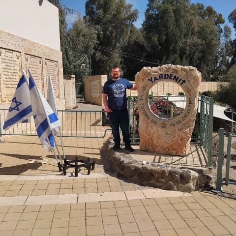 JBritt97 is Single in Paisley, Scotland, 4