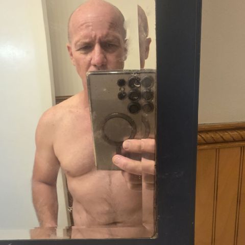 Floridaguy1 is Single in ORMOND BEACH, Florida, 7