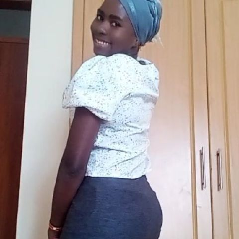 Malayik is Single in Breda, Groningen, 4