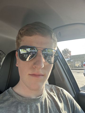 AustinDansky is Single in Longview, Washington, 2