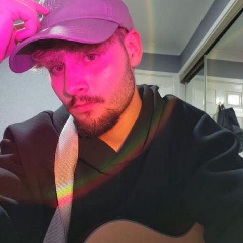 Hola434