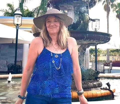 Firegal777 is Single in Riverview, Florida, 2