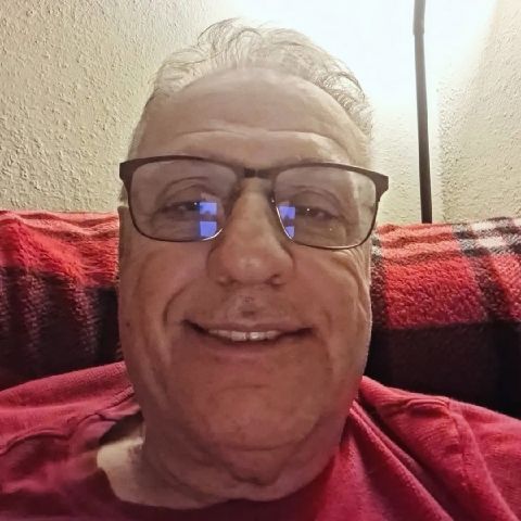 tedjzeal is Single in SAINT LOUIS, Missouri, 2