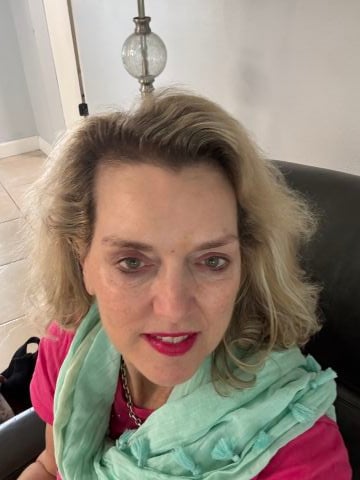 MaryLou16 is Single in Melbourne, Florida, 2