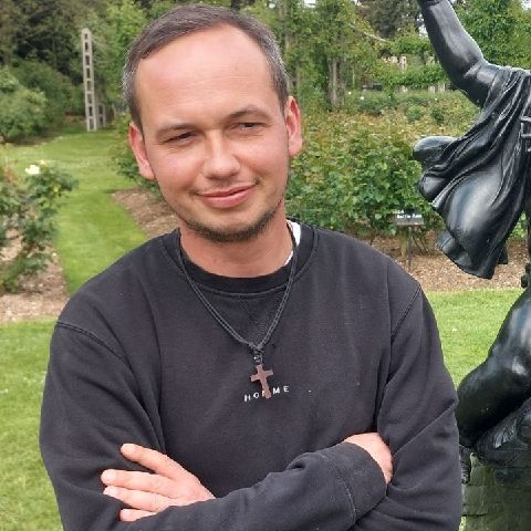 Joshlondon1990 is Single in London, England, 3
