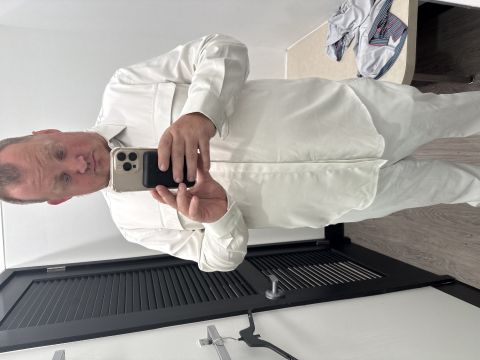 donate99 is Single in Georgetown, Ontario, 3