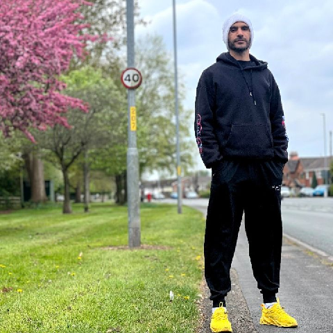 Javad30 is Single in Birmingham, England, 2