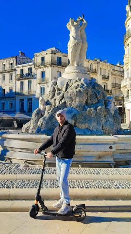 Javad30 is Single in Birmingham, England, 5