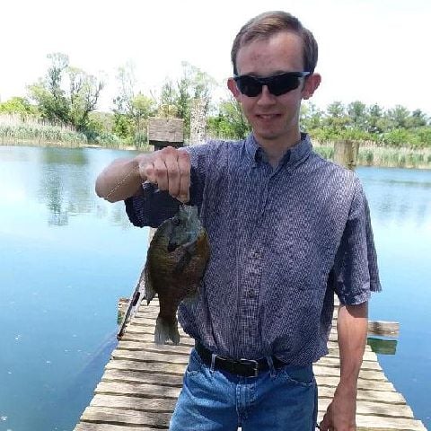 CodyBaker is Single in Tremont, Illinois, 4
