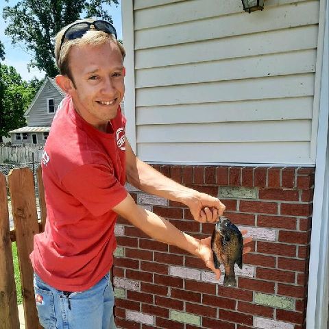 CodyBaker is Single in Tremont, Illinois, 5