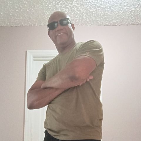 Albert438 is Single in Tampa, Florida, 4