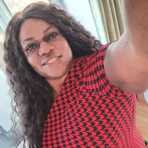 Adjoa874