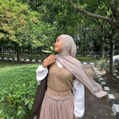 Sherlyna97