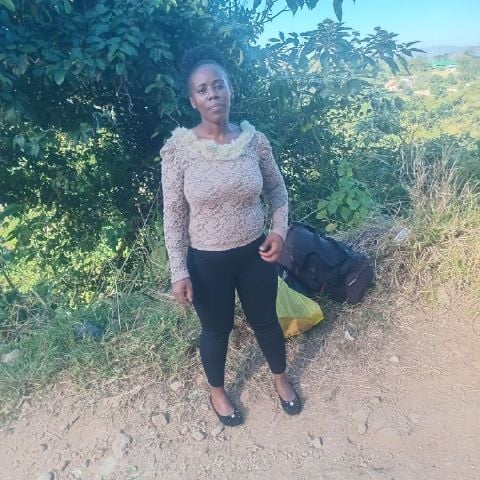 Nelisiwe63