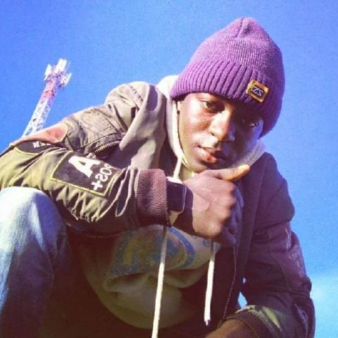 Emmz1 is Single in Gayaza, Masaka, 4