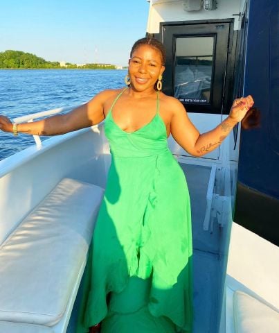 Sandyyybabyyyy is Single in orland park, Illinois, 3