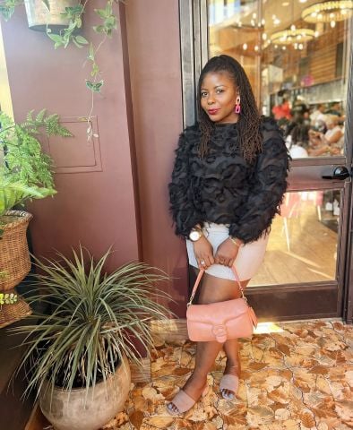 Sandyyybabyyyy is Single in orland park, Illinois, 4