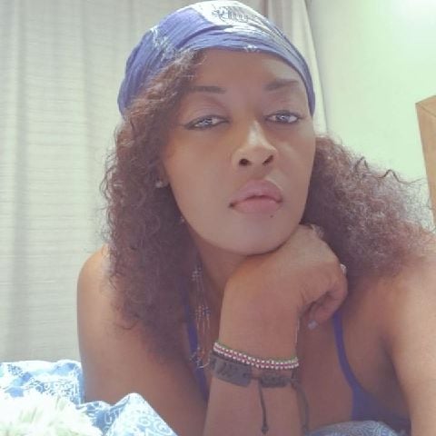 Diana198206 is Single in Manlius, New York, 1