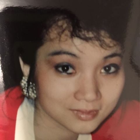 IrisFlower is Single in CHARLOTTE, North Carolina, 12