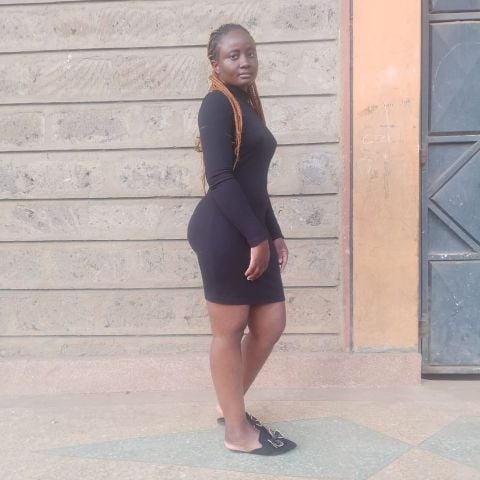 Naomy38