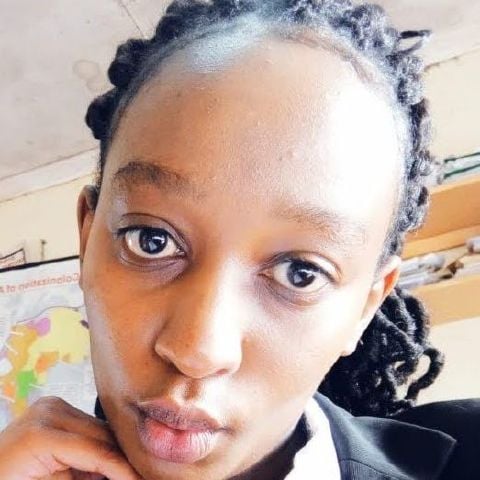 Yvonne2468